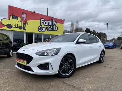 Used Ford Focus ST-Line 125 HP (91 kW) 2021 White Hatchback