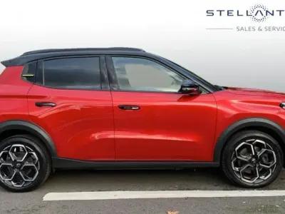 Used Citroën e-C3 81 kW (111 HP) 2024 Red Hatchback