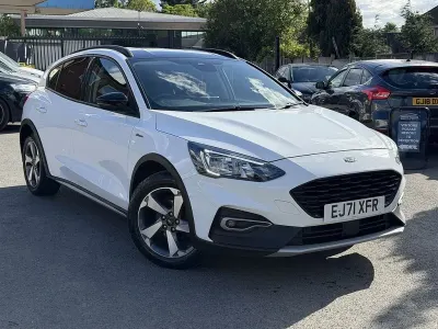Used Ford Focus Active 125 HP (91 kW) 2022 White Hatchback