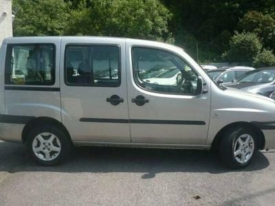 Usado Fiat Doblò 105 CV (77 kW) 2005 Monovolumen