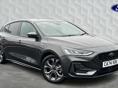 Used Ford Focus ST-Line 125 HP (91 kW) 2024 Grey Hatchback