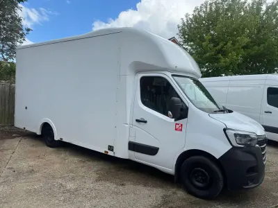 Gebraucht Renault Master 2022 Weiß Van / Kleinbus