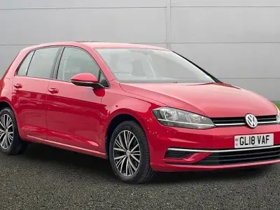 Used VW Golf VII SE 110 HP (80 kW) 2018 Hatchback