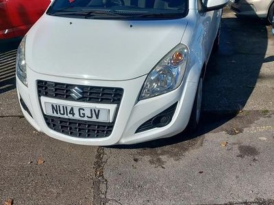 Used Suzuki Splash 2014 White Hatchback