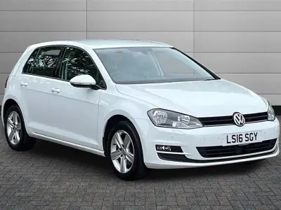 Usado VW Golf VII Edition 125 HP (91 kW) 2016 Branco Citadino