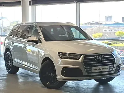 Begagnad Audi Q7 S-Line 272 HK (200 kW) 2017 Vit SUV