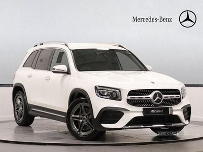Mercedes GLB220