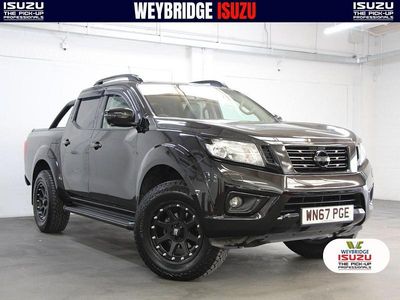 Used Nissan Navara Tekna 190 HP (139 kW) 2017 Jet black Pickup