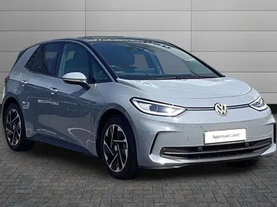 New VW ID.3 Pro 147 kW (201 HP) 2026 Moonstone grey with solid black roof Hatchback
