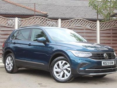 Used VW Tiguan Life 150 HP (110 kW) 2023 Blue SUV
