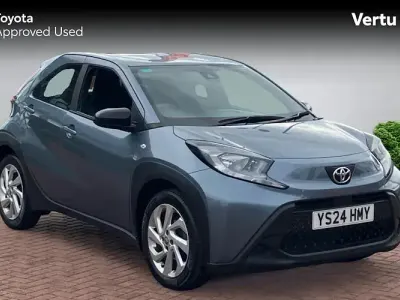 Used Toyota Aygo X PURE 72 HP (52 kW) 2024 Grey SUV