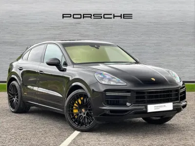 Used Porsche Cayenne 542 HP (398 kW) 2019 Black SUV