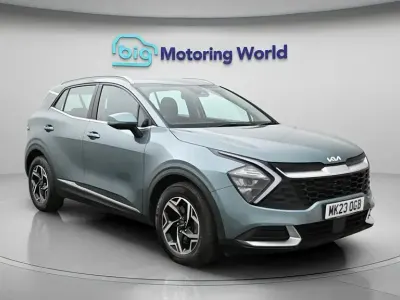 Usado Kia Sportage 148 HP (108 kW) 2023 Cinzento SUV