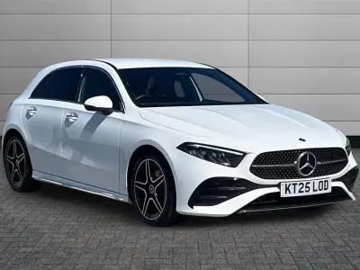 Begagnad Mercedes A200 Executive 150 HK (110 kW) 2025 Vit Halvkombi
