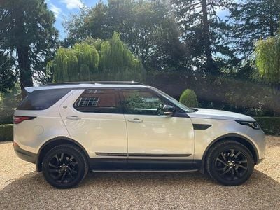 Land Rover Discovery 5