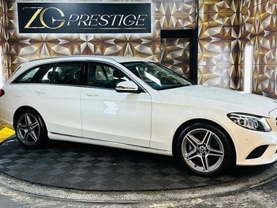 Used Mercedes C300 258 HP (189 kW) 2019 White Estate
