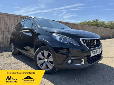 Used Peugeot 2008 Signature Sky 110 HP (80 kW) 2019 Black SUV