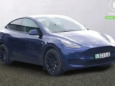 Używany Tesla Model Y RWD 219 kW (299 KM) 2023 Niebieski SUV