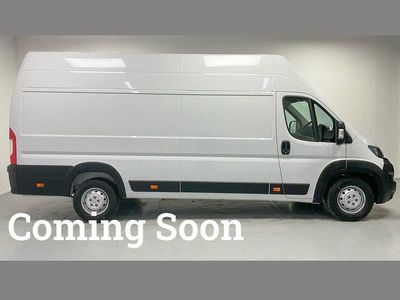 Used Peugeot Boxer Premium 140 HP (102 kW) 2023 White Van