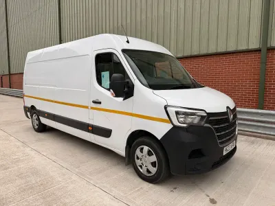 Used Renault Master Business 2023 White MPV