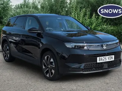 Used Vauxhall Grandland X Ultimate 145 HP (106 kW) 2025 Black SUV