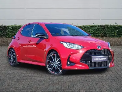 Used Toyota Yaris Sport 116 HP (85 kW) 2023 Red Hatchback