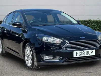 Used Ford Focus Titanium 125 HP (91 kW) 2017 Black Hatchback