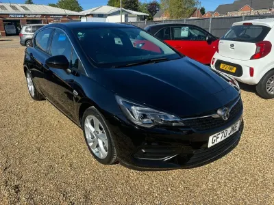 Used Vauxhall Astra SRi 110 HP (80 kW) 2020 Black Hatchback