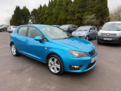 Używany Seat Ibiza FR 105 KM (77 kW) 2014 Niebieski Hatchback