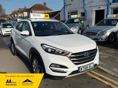 Used Hyundai Tucson SE 2017 White SUV