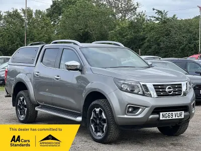 Used Nissan Navara Tekna 190 HP (139 kW) 2020 Grey Pickup