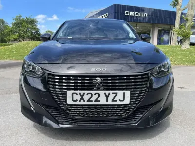 Used Peugeot 208 Allure Premium 129 HP (94 kW) 2022 Black Hatchback