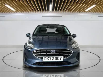 Usado Ford Fiesta Titanium 125 CV (91 kW) 2022 Azul Utilitario