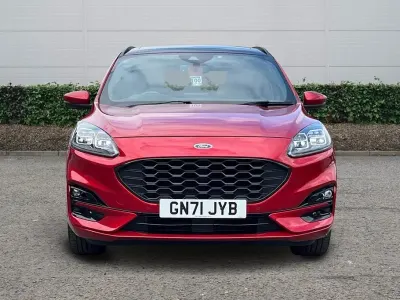 Usado Ford Kuga ST-Line X 2021 Vermelho SUV