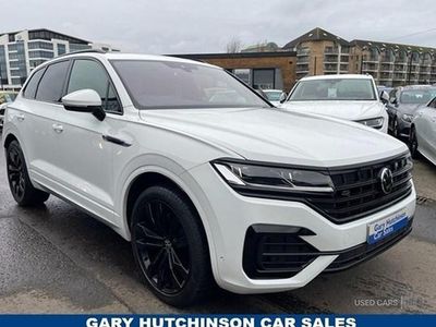 White Used 2023 VW Touareg R-line SUV | £41,995 (Fair price)