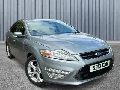 Usado Ford Mondeo Business Edition 163 CV (119 kW) 2013 Plateado Utilitario
