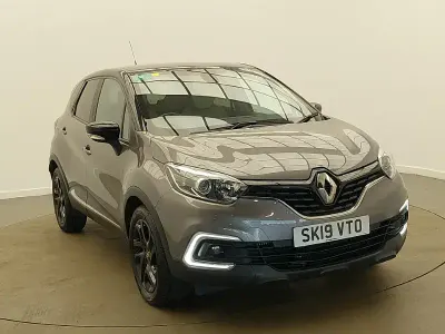 Used Renault Captur Iconic 90 HP (66 kW) 2019 Grey/black SUV