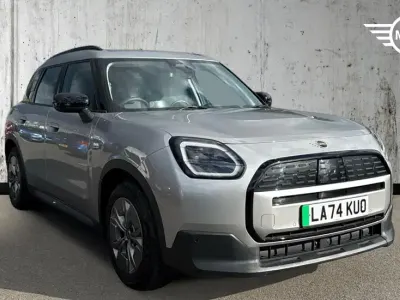 Usado Mini Countryman 147 kW (201 CV) 2024 Plateado SUV