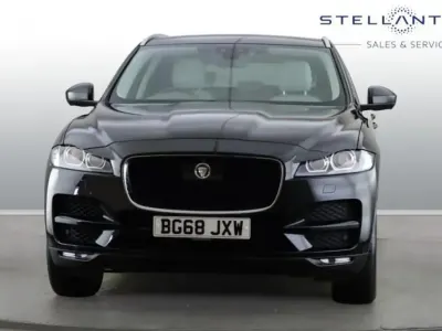 Used Jaguar F-Pace Portfolio 247 HP (181 kW) 2018 Black SUV