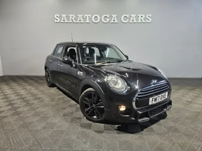 Usado Mini Cooper Hatch 2017 Negro Utilitario