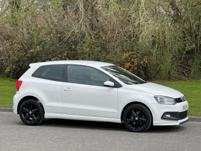 Begagnad VW Polo R-line 105 HK (77 kW) 2013 Vit Halvkombi