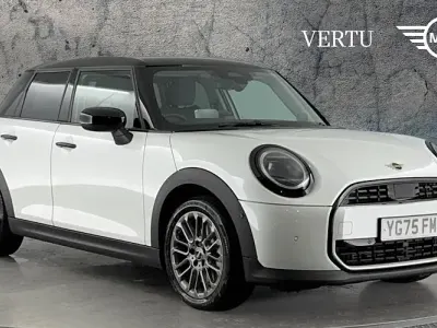 Used Mini Cooper Classic 150 kW (204 HP) 2025 White Hatchback
