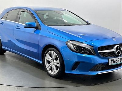 Used Mercedes A200 Premium 136 HP (100 kW) 2016 Blue Hatchback