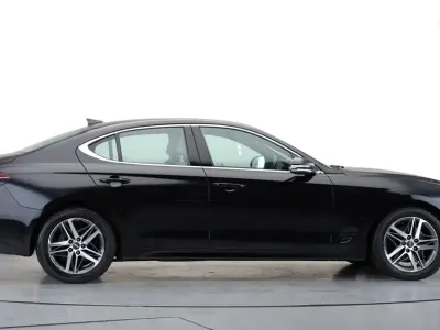 Used Genesis G70 Premium 200 HP (147 kW) 2022 Black Sedan