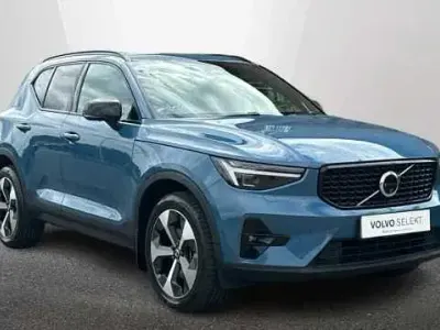 Used Volvo XC40 Ultimate 197 HP (144 kW) 2023 Blue SUV