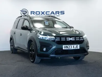Used Dacia Jogger Extreme 110 HP (80 kW) 2023 Green MPV