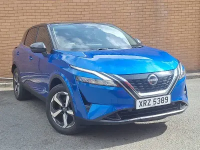 Używany Nissan Qashqai N-Connecta 190 KM (139 kW) 2023 Niebieski SUV