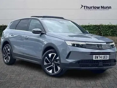 Second-hand Vauxhall Grandland X Ultimate 136 CP (100 kW) 2025 Gri SUV