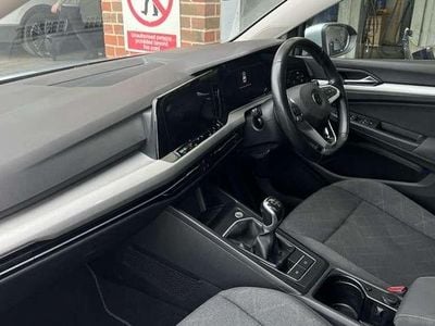 Używany VW Golf VII Life 2020 Srebrny Hatchback