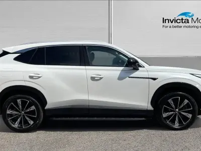 Used MG HS Trophy 299 HP (219 kW) 2025 White SUV